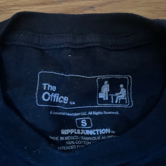 Schrute beets b and b t-shirt - Picture 2 of 3